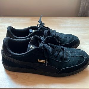 Puma Suede Classic Sneakers, Size 7.5